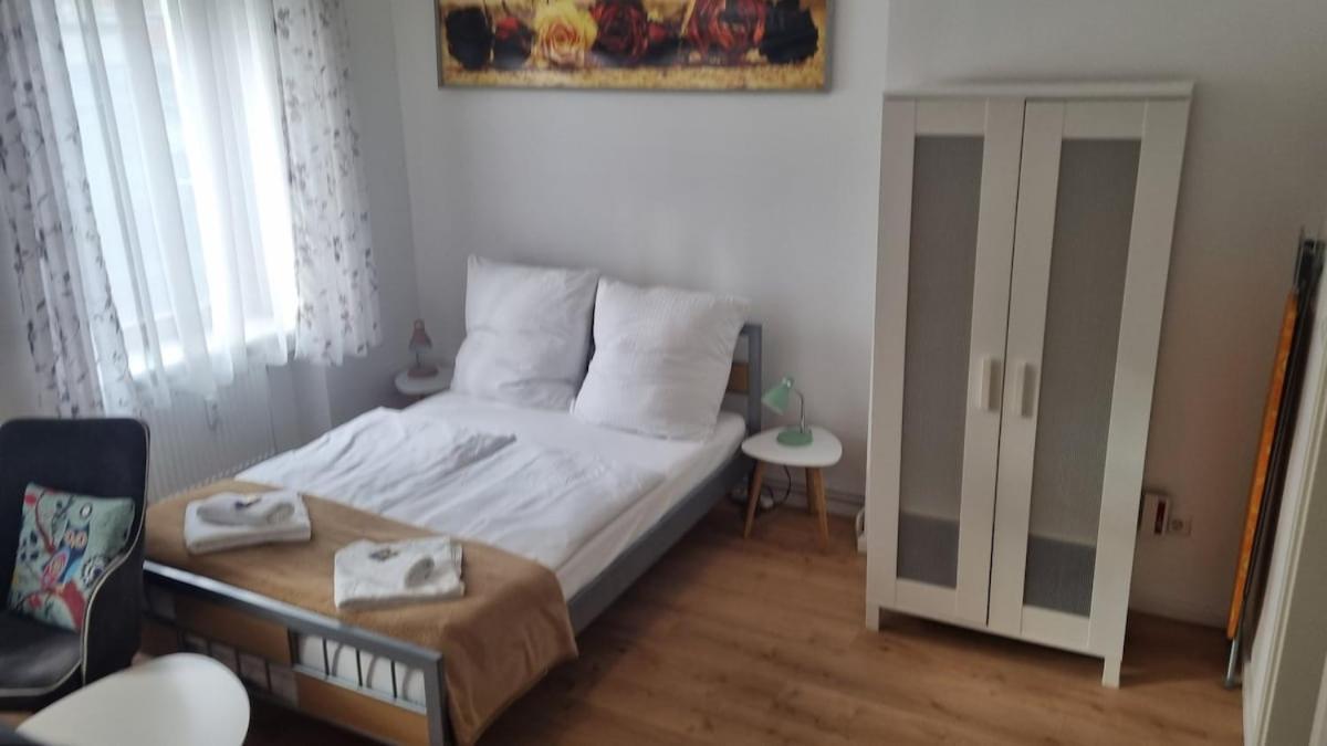 Apartment Fine For Couples Neukoelln *